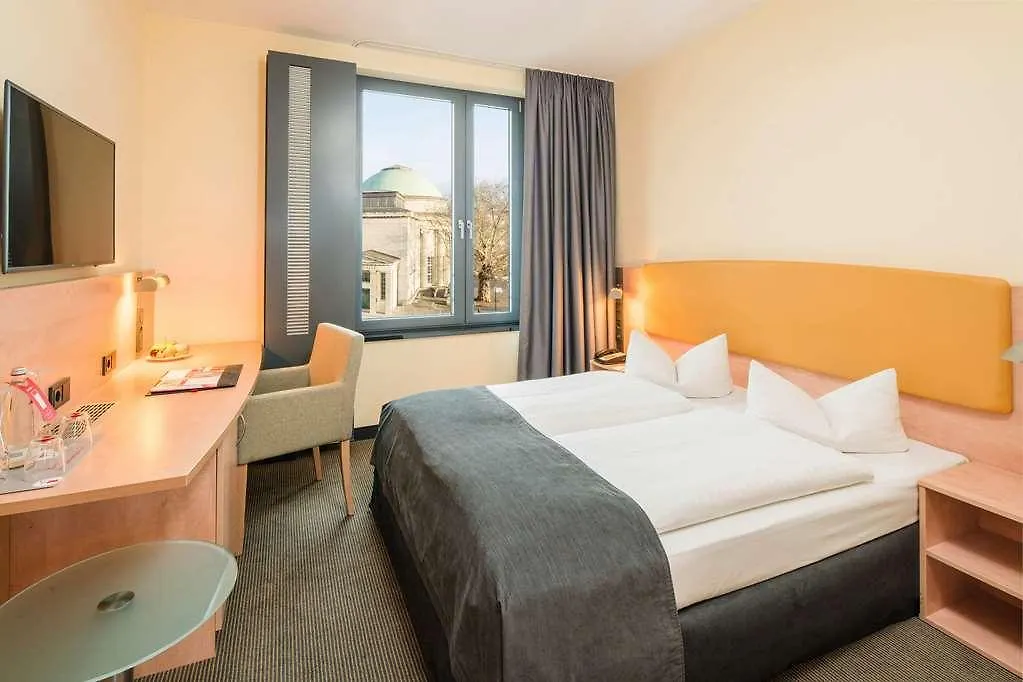 Intercityhotel Hamburg Hbf Germany